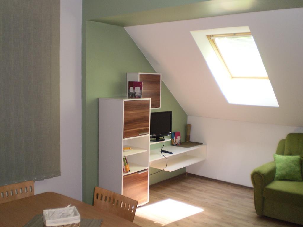 Apartments Petar Pan Krapinske Toplice Szoba fotó